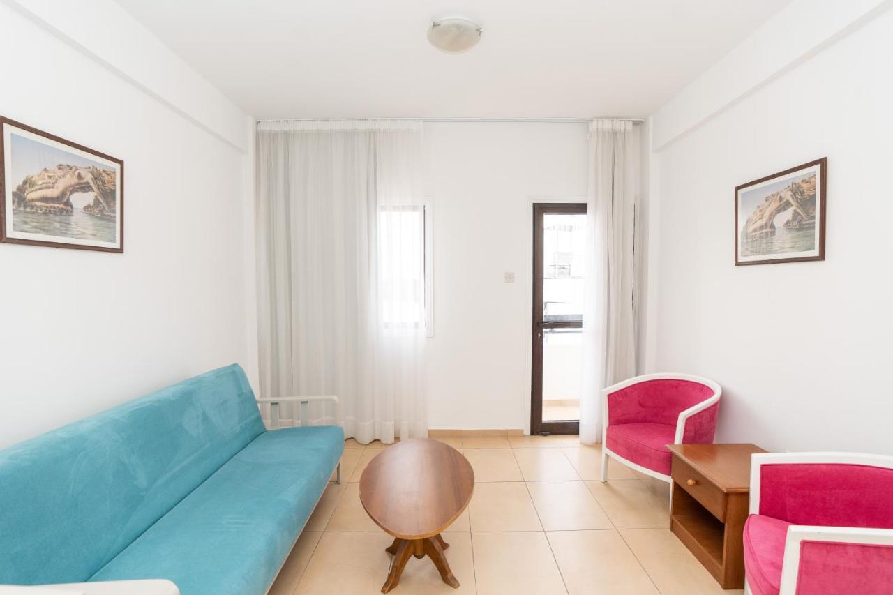 Flora Hotel Apartments Protaras Luaran gambar